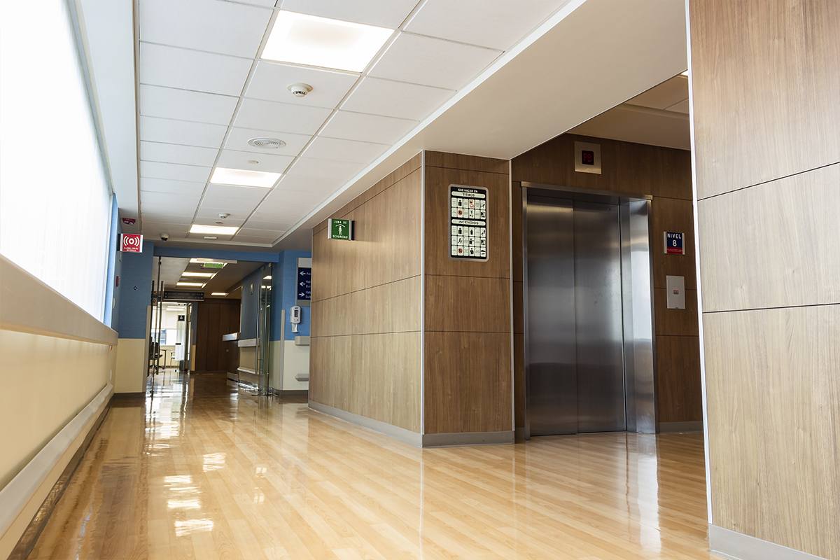 Pasillo de hospitalización Médica Sur Copyright